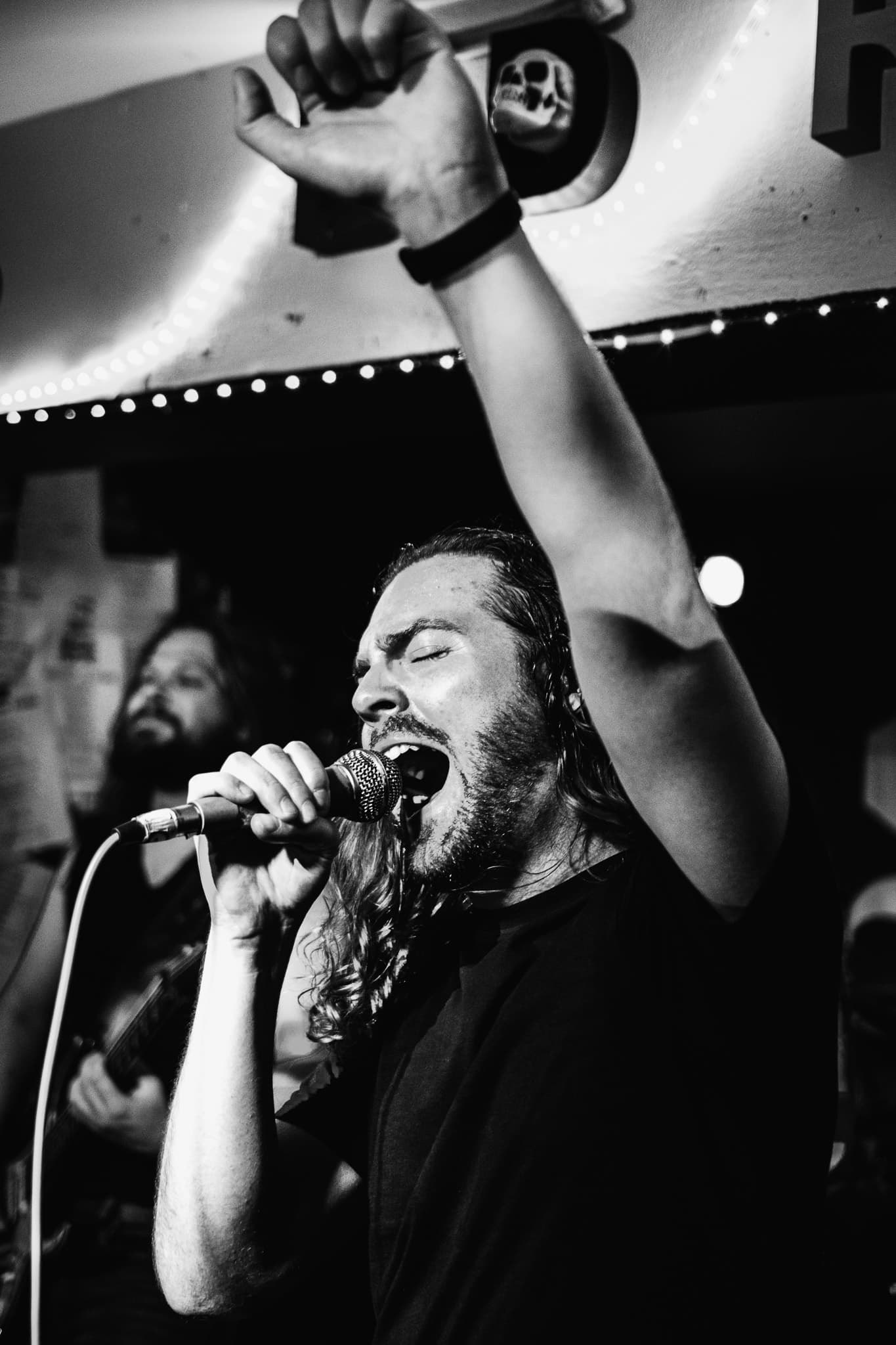 Dirty Deeds Rock Club 22-05-21